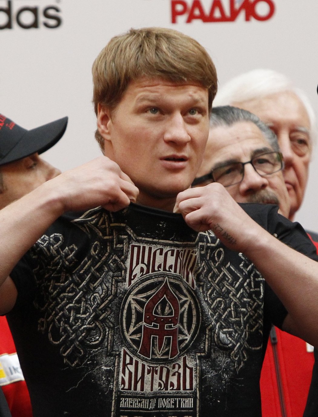 Ruský boxer Alexandr Povětkin na tiskové konferenci