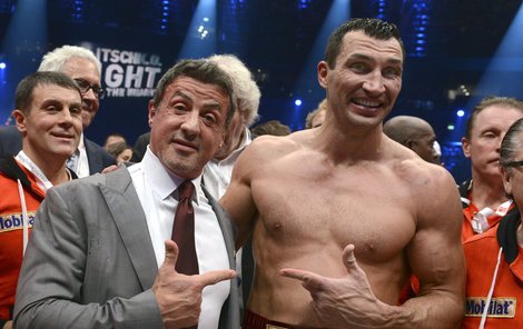 Herec Stallone a boxerský šampion Kličko.