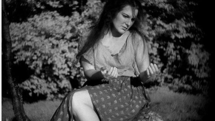 Jiřina Štěpničková jako Viktorka ve filmu z roku 1940