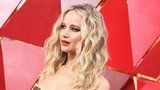 Trendy vlny jako mořská panna podle Jennifer Lawrence: Jak na ně?