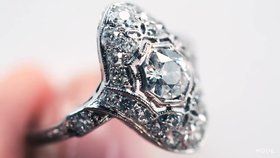 100 let snubních prstýnků: Který byl v módě, když jste se vdávala?