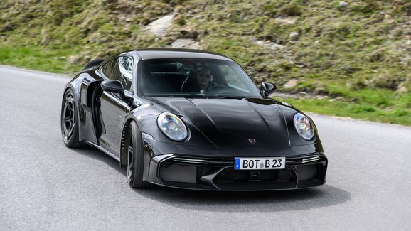 Brabus dotáhl Porsche 911 až na hranu. Rocket R má 900 koní!