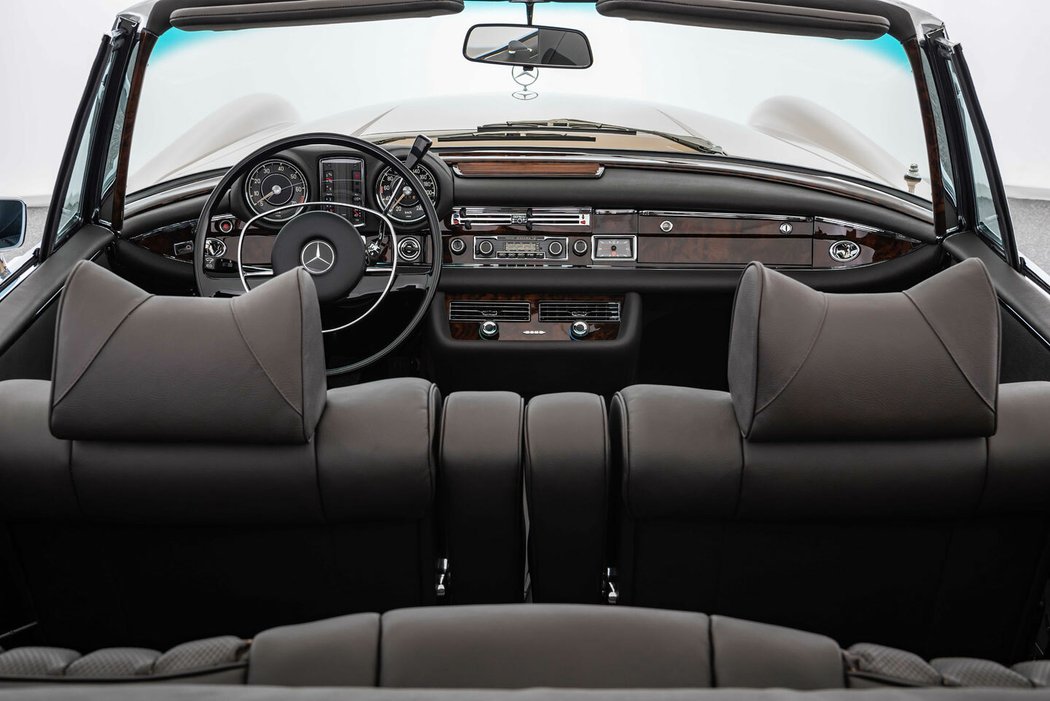 Brabus Mercedes-Benz 280 SE 3.5 Cabriolet