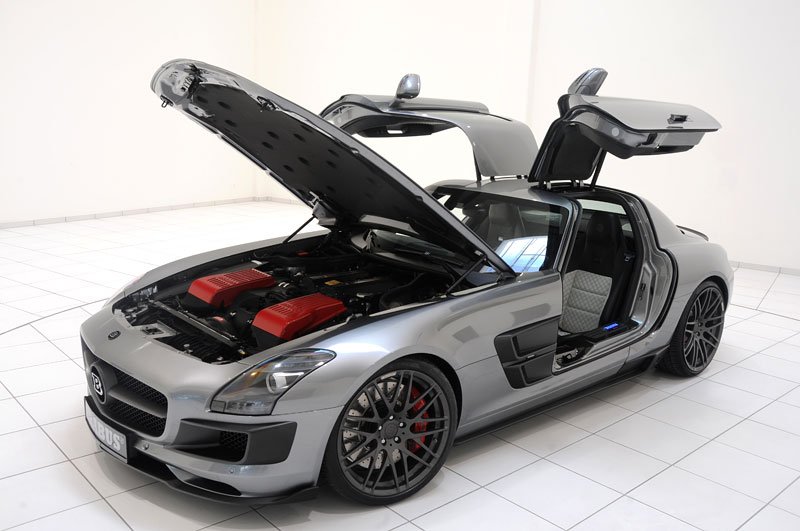 Mercedes-Benz SLS