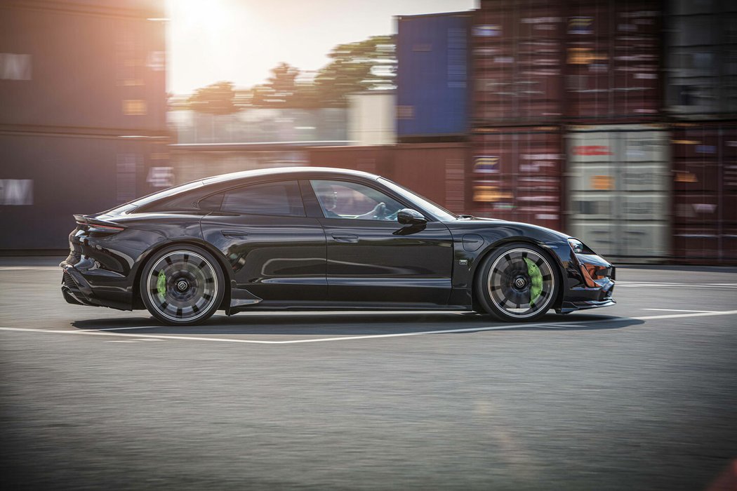 Brabus Porsche Taycan Turbo S