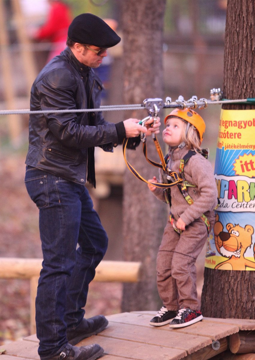 Brad Pitt se ukázal jako starostlivý tatínek