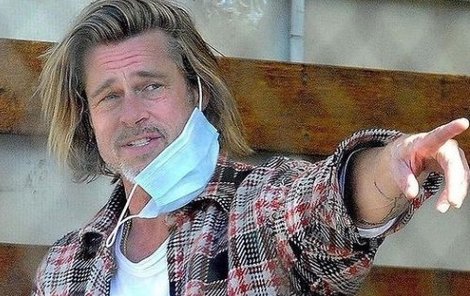 Brad Pitt se práce nebojí.