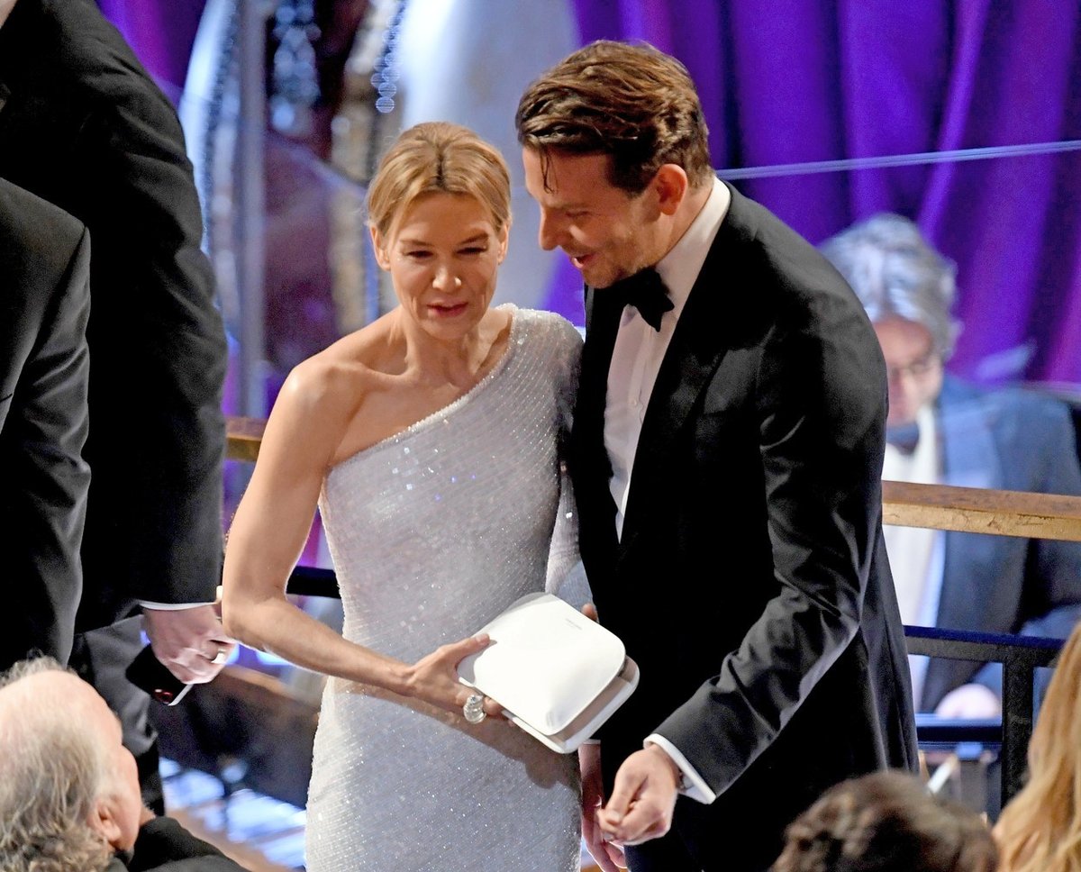 Bradley Cooper a Renée Zellweger