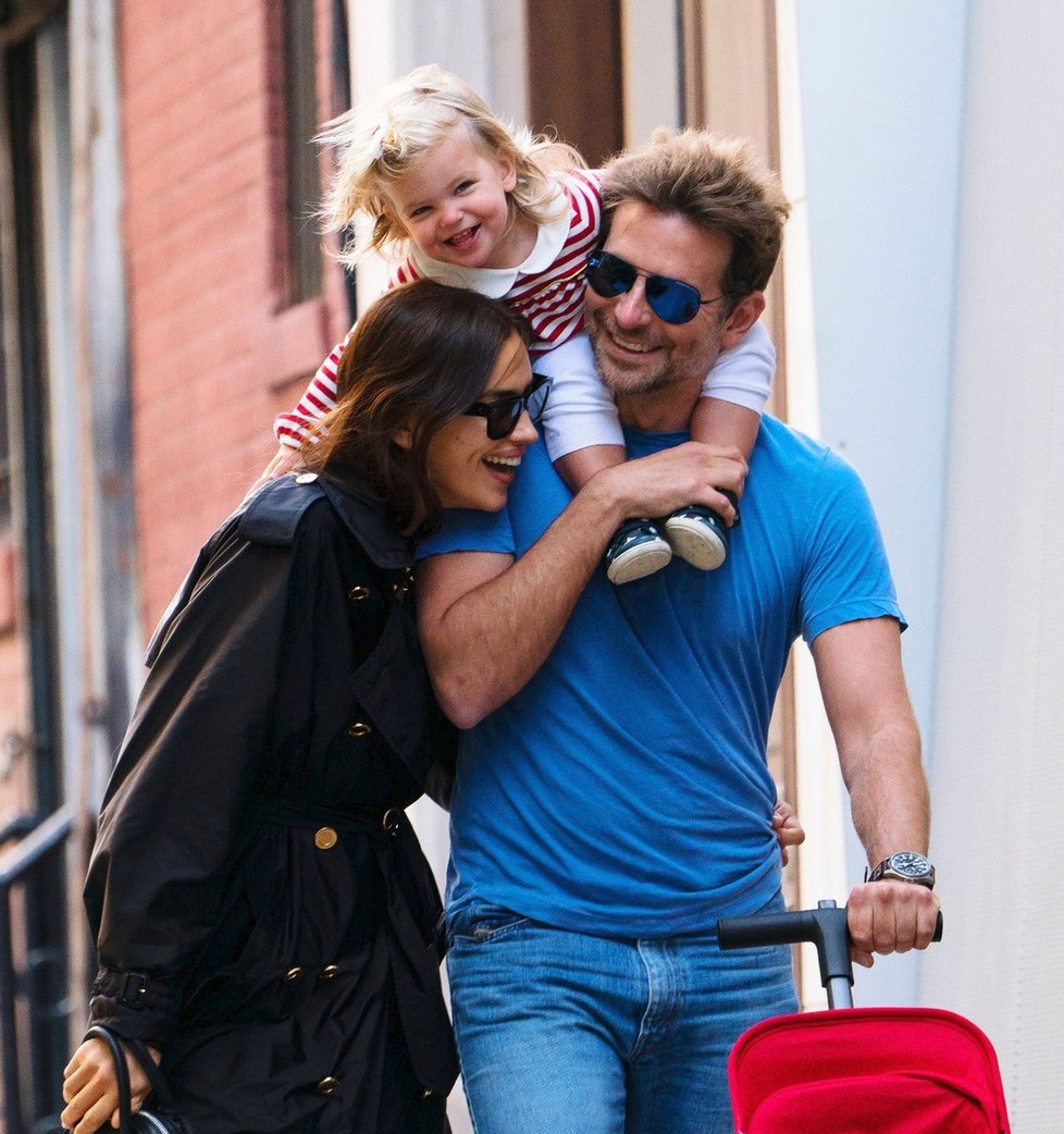 Bradley Cooper, Irina Shayk a jejich dcera Lea.