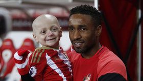 Bradley a hvězda Sunderlandu Jermain Defoe