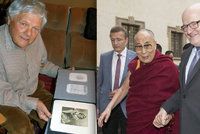 Ultimátum Hermanovi prý přímo od Zemana: Buď dalajláma, nebo vyznamenání strýce