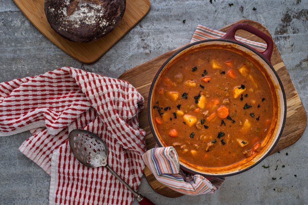 Klasika, která nikdy neomrzí. Buřtguláš rychle hotový a z minima ingrediencí