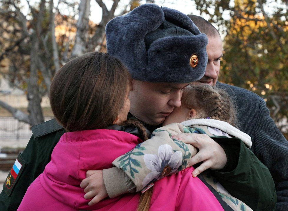 Rusko vysílá další brance na Ukrajinu. (Sevastopol, Krym 9.11.2022)