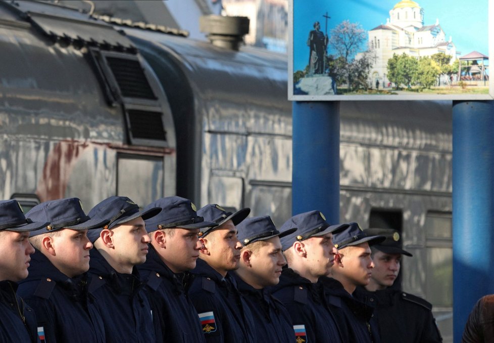 Rusko vysílá další brance na Ukrajinu. (Sevastopol, Krym 9.11.2022)