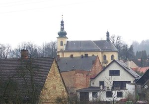 Zástupci královéhradecké diecéze podali na faráře z Brandýsa nad Orlicí trestní oznámení.