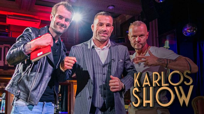 KARLOS SHOW: Snowboarďák nevěděl, co je sníh. Superstar učí MMA v písku KARLOS SHOW: Snowboarďák nevěděl, co je sníh. Superstar učí MMA v písku