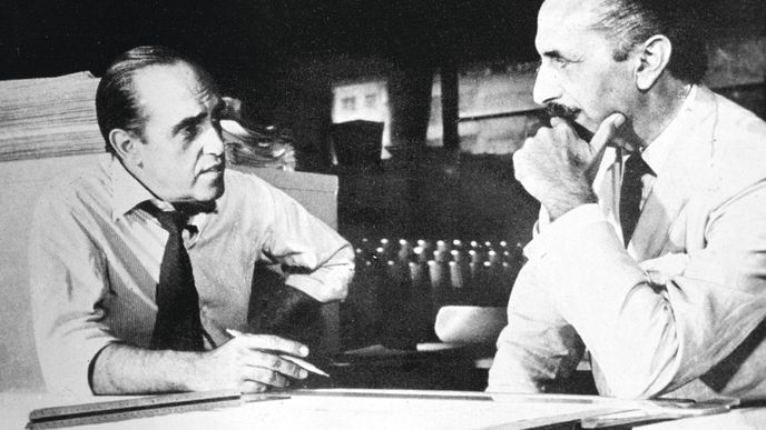 Lucio Costa (sedící vpravo), architekturu navrhoval Oscar Niemeyer (vlevo)