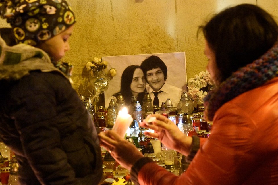 Demonstrace proti vládě a za nezávislé vyšetření vraždy slovenského novináře Kuciaka a jeho partnerky Martiny v Bratislavě