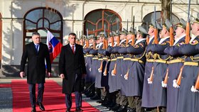 Babiš „žehlil“ s Ficem vztahy na Slovensku. Jejich vlády se sejdou v Praze! Fiala: „Posun na východ“