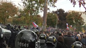 V Bratislavě demonstrovali ultras proti koronavirovým opatřením (17. 10. 2020).
