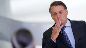 Prezident je v nemocnici se škytavkou. Den až dva bude Bolsonaro dle lékařů na pozorování