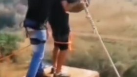 Zajímavé je, že tady na lano nezapomněli.