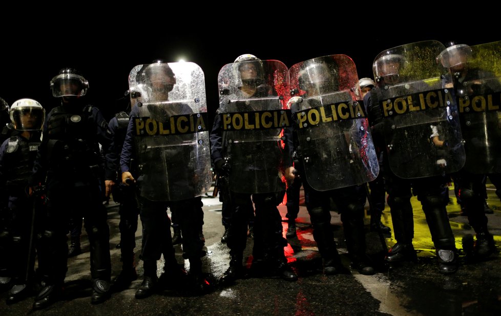 Brazílií v posledních týdnech otřásají protesty proti korupčnímu skandálu prezidenta Michela Temera v souvislosti s prodejem zkaženého masa.