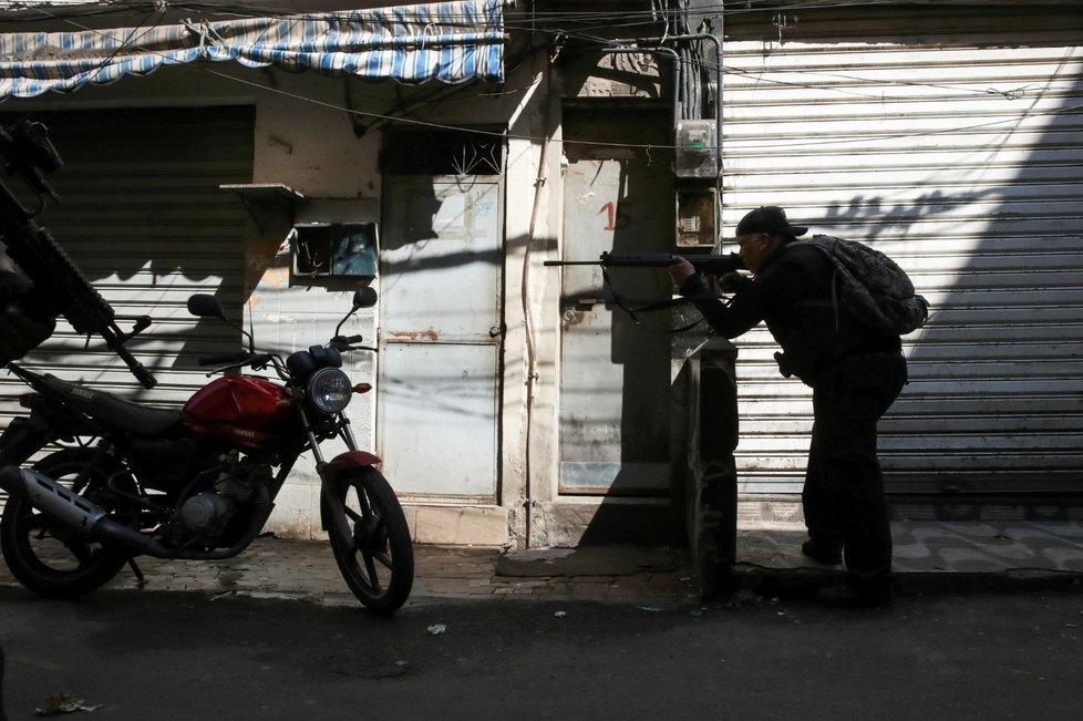 Při zásahu policie v brazilském Riu de Janeiro zahynulo nejméně 25 lidí