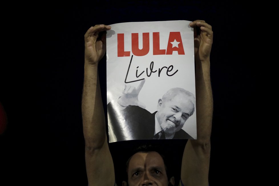 Brazilský exprezident Luiz Inácio Lula da Silva neztratil přízeň některých Brazilců.