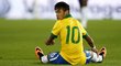 Zklamaný útočník Neymar.