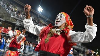 Koruna je vůči dolaru nejsilnější od roku 2018. Jak si vede ve srovnání se zbytkem světa? Koruna je vůči dolaru nejsilnější od roku 2018. Jak si vede ve srovnání se zbytkem světa?