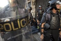 Brazilská policie zastřelila 13 mužů plánujících přepadení banky