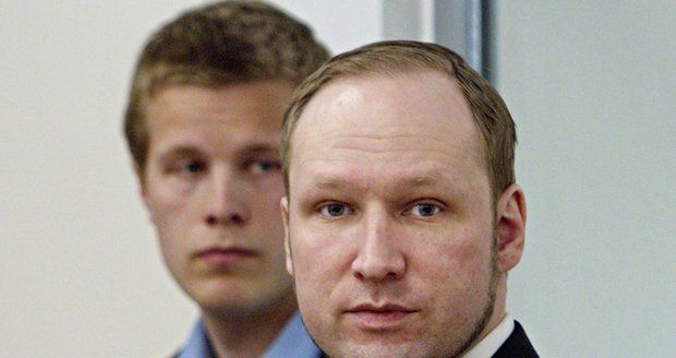 Breivik se vzdal dědictví po své zesnulé matce