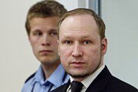 Šestnáctiletá dívka poslala vrahovi Breivikovi milostný dopis