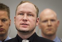 Breivik u soudu: Návod na výrobu bomby jsem našel na internetu