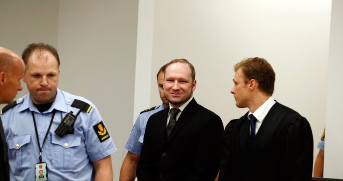 Breivik je s rozsudkem spokojen, nechtěl být shledán nepříčetným