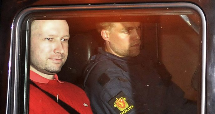 Norský vrah Anders Breivik zabil 77 lidí