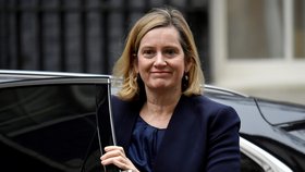 Britská ministryně práce Amber Ruddová se rozhodla rezignovat.