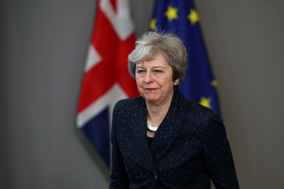 Theresa Mayová chce poklidný brexit, prozatím se jí to nedaří