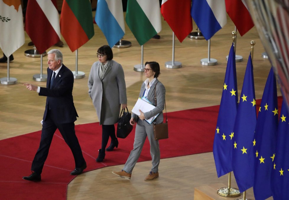 Unijní vyjednavač Michel Barnier na mimořádném summitu v Bruselu (25.11.2018)