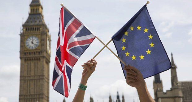 Česko brexitem přijde až o 10 miliard a o politického spojence, míní experti