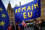 Theresa Mayová se obává tvrdého brexitu, podporu parlamentu zatím nemá