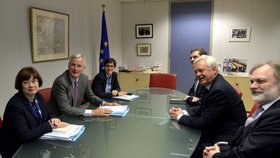 Vyjednávači EU a Británie se dnes v Bruselu sešli ke druhému kolu jednání o brexitu.