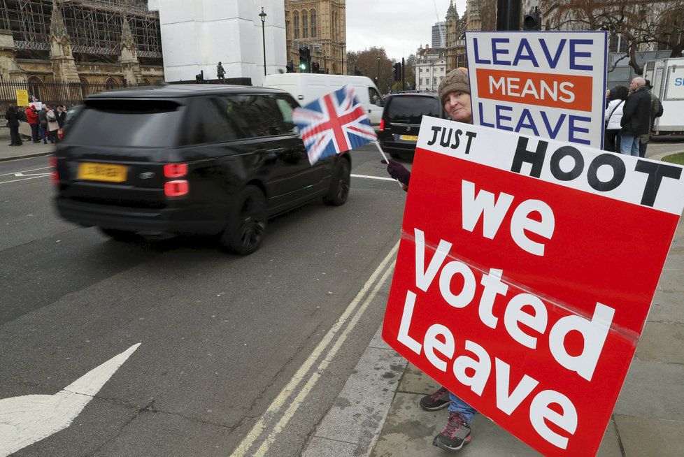 Británie se připravuje na rozhodnutí o brexitu.