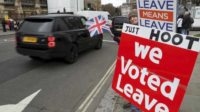 Británie se připravuje na rozhodnutí o Brexitu