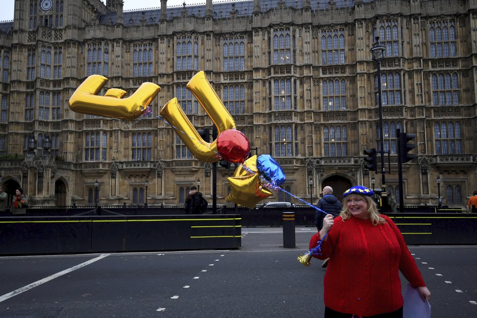 Británie se připravuje na rozhodnutí o brexitu.