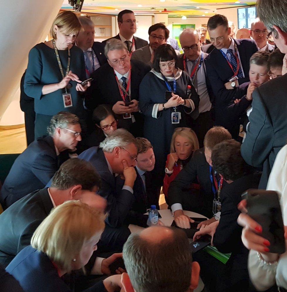 Atmosféra vyjednávání v Bruselu o brexitu (21. 3. 2019)