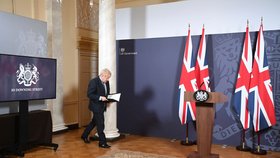 Premiér Boris Johnson při oznamování shody na dohodě po brexitu (24. 12. 2020)