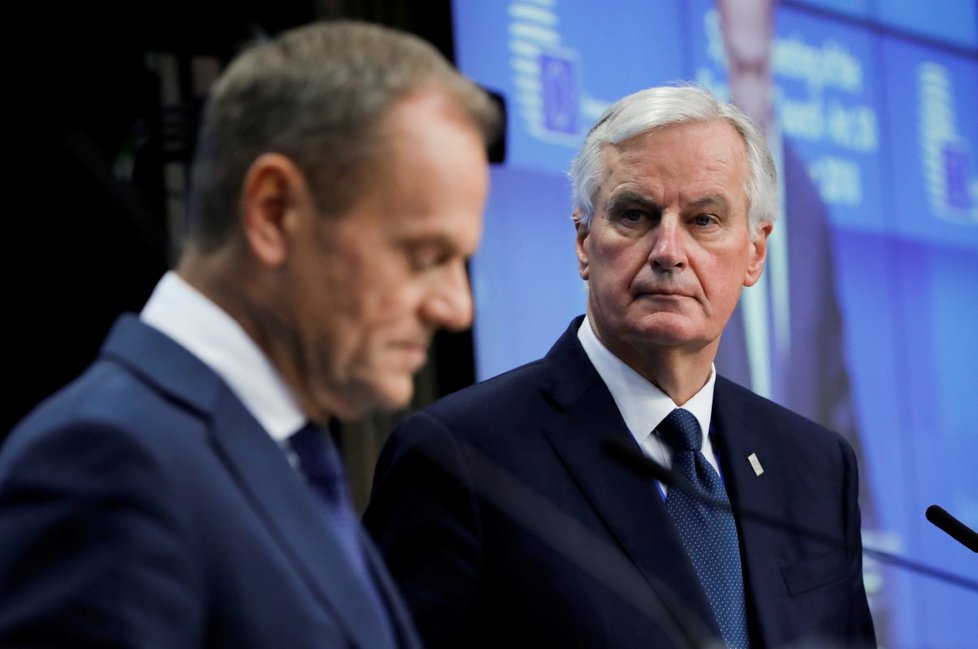 Lídři EU podpořili dohodu o brexitu: Michel Barnier, Donald Tusk (25. 11. 2018)