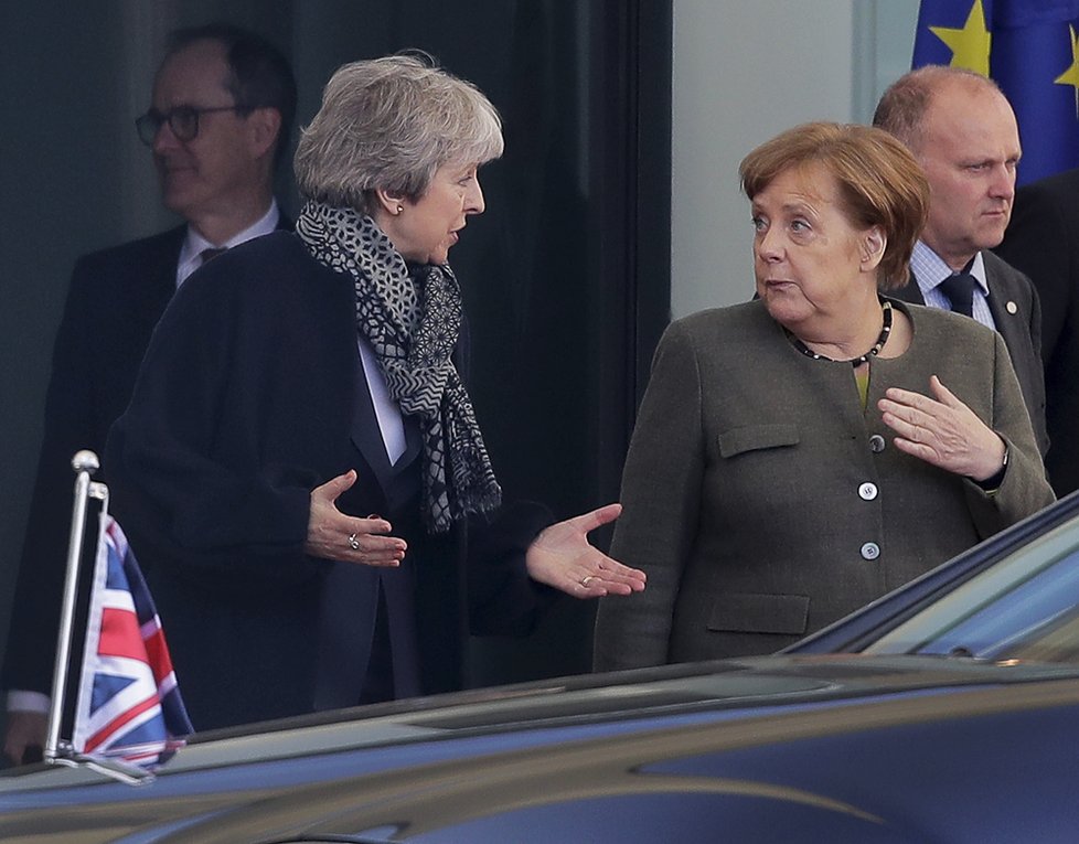 Britská premiérka Theresa Mayová jednala s německou kancléřkou Angelou Merkelovou o odkladu brexitu (9.4 2019)